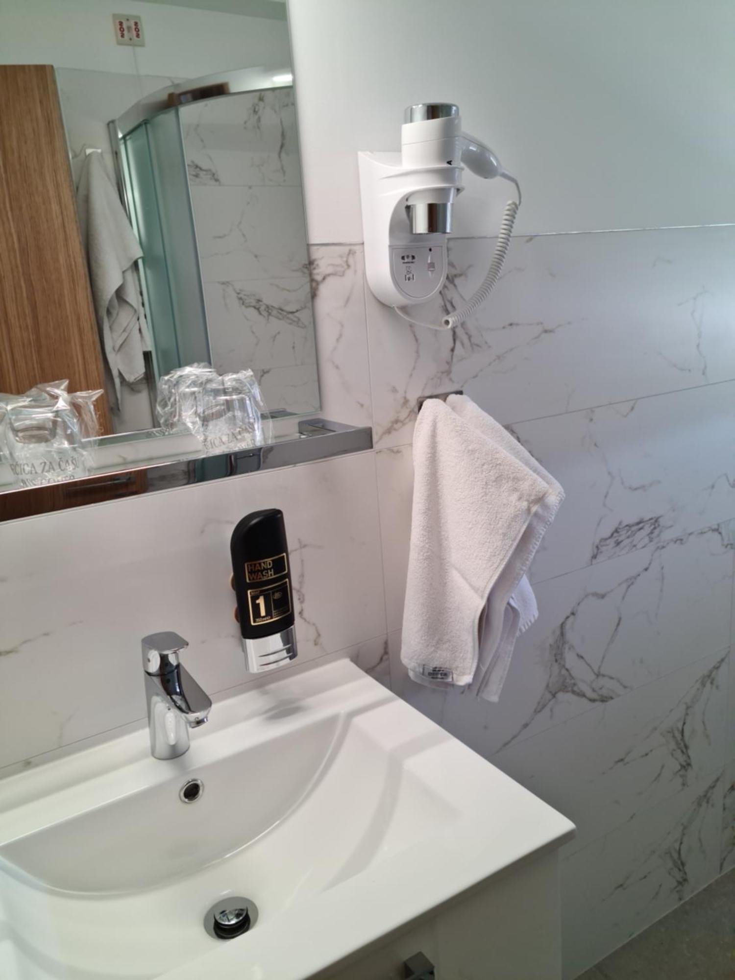 Hotel Adria Kastela Ngoại thất bức ảnh