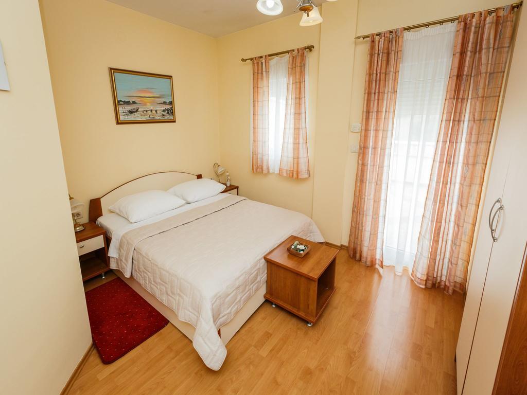 Hotel Adria Kastela Ngoại thất bức ảnh